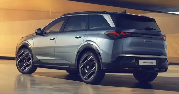 Peugeot 5008 è il SUV da 7 posti preferito: almeno in Francia