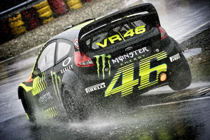 Monza Rally Show 2015: prezzi biglietti. Rossi e Cairoli al via!