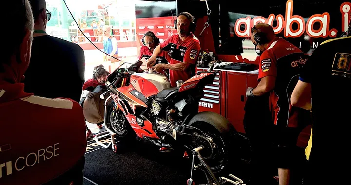 SBK, Aruba.it Racing Ducati: intervista a Stefano Cecconi