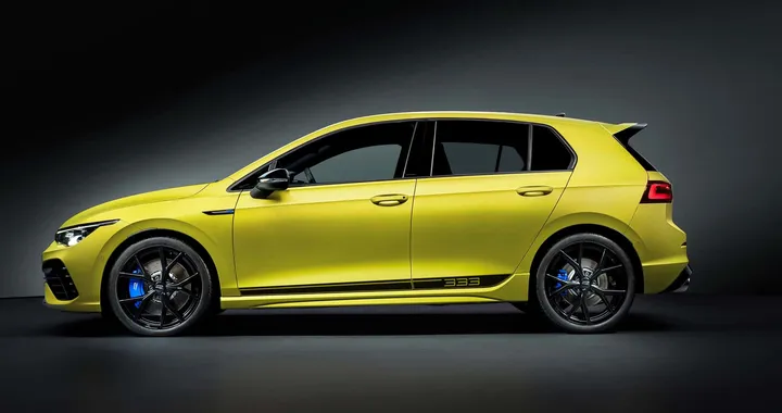 Volkswagen Golf R 333: prime consegne per la Golf più costosa di sempre sold out in 8 minuti
