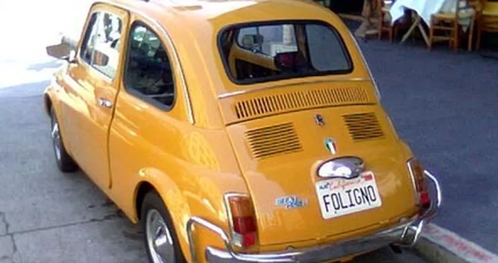 Una Fiat 500 L del 1970 per le strade di San Francisco