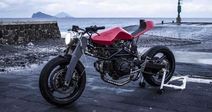 Laureando costruisce una moto da 110 e lode: la nostra intervista