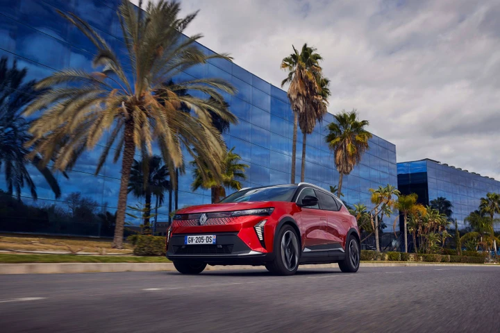 Renault lancia la terza operazione di azionariato per i dipendenti