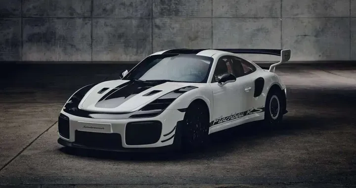 Porsche 911 Flachbau RS, l’esemplare unico da 700 CV ispirato a Moby Dick