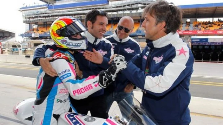 125, Le Mans: Viñales vince a Le Mans con un sorpasso 