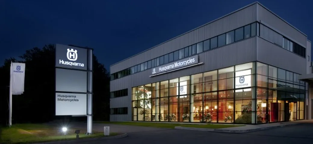 Fiaccolata a Biandronno dei lavoratori Husqvarna