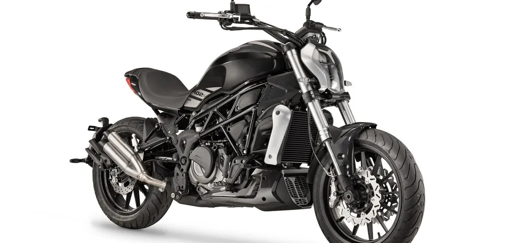 Benelli 402S 2018