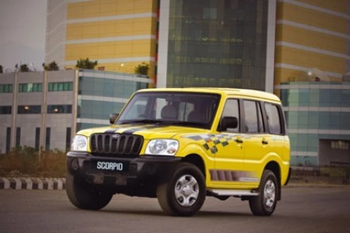 Anche Mahindra offre la propulsione ibrida