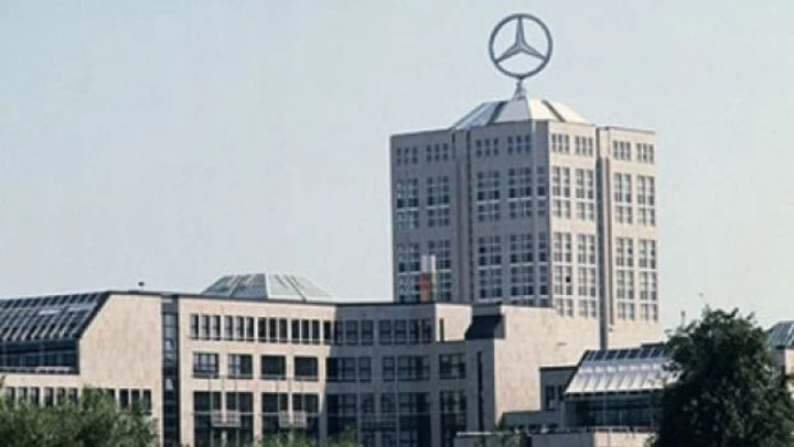 Daimler: multa da 185 milioni di dollari per concludere lo scandalo mazzette