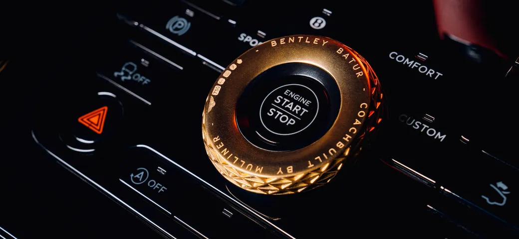 Bentley Mulliner Batur: 210 grammi di oro per gli interni