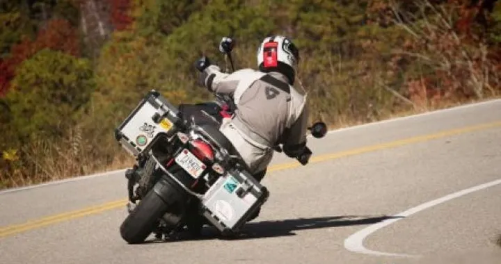 Foto del giorno: tranquilli, è parcheggiata.