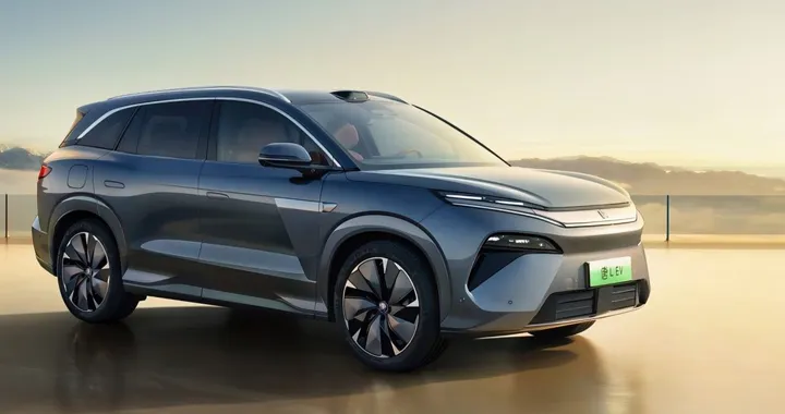 La BYD più tecnologica e completa arriva in Europa: sarà anche ibirda