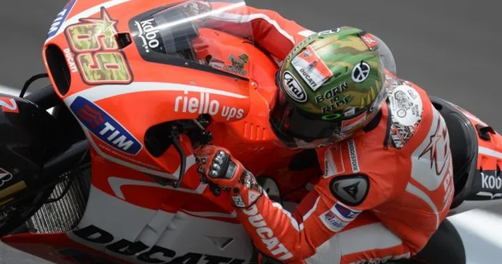 Hayden: "Fiducioso per la gara"; Dovizioso: "Non sono contento"