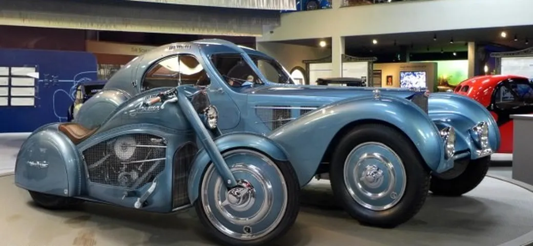 Jakusa Motors Atlantico: un concept Harley Bugatti Type 57SC