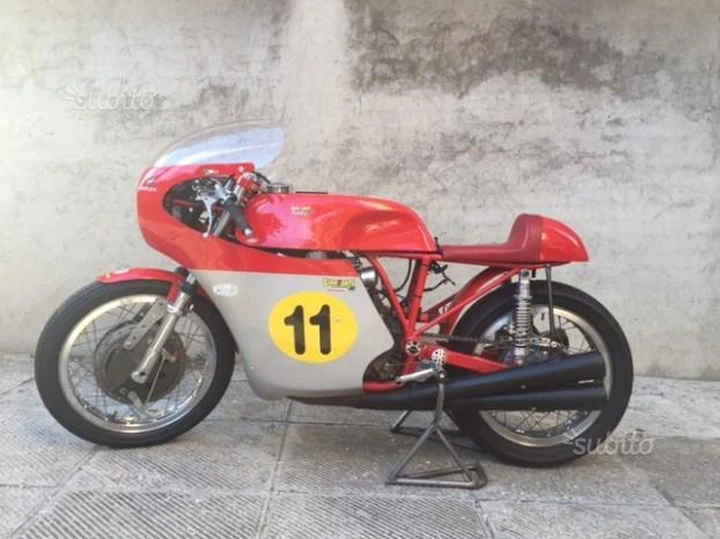MV Agusta GP: una replica in vendita