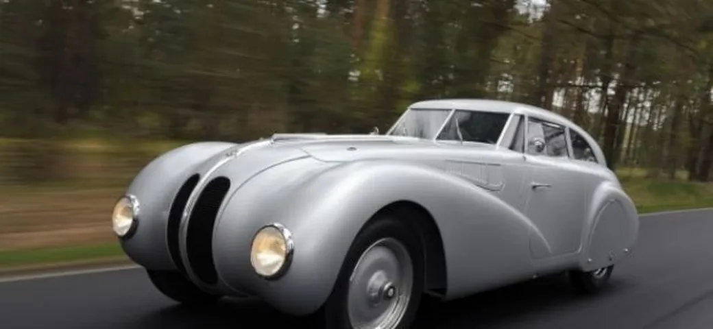 Bmw: a Villa d'Este torna la 328 Kamm Coupé
