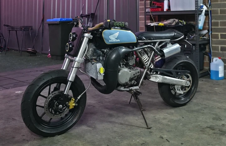 Gromlin, la minibike 2 tempi da 28 CV che raggiunge i 140 km/h