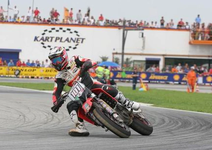 Italiano supermoto a Busca: dominio VDB e Delepine