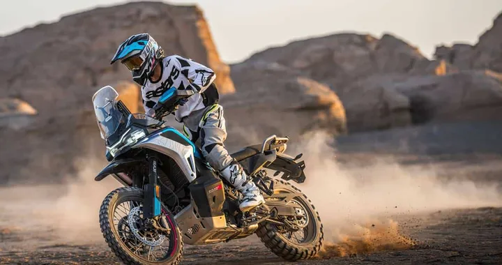 CFMOTO 1000MT X: la "anti-europea" che costa meno di 10.000€