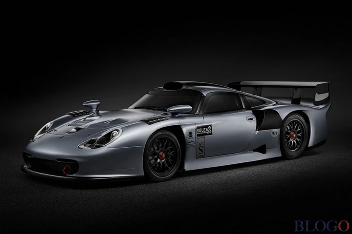 La Porsche 911 GT1 stradale venduta a 3 milioni di euro