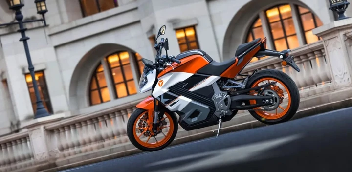 Perché Elon Musk dice “mai” alle motociclette Tesla