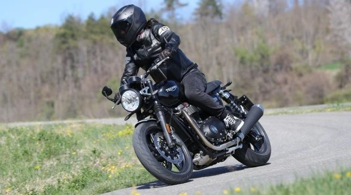 Triumph Street e Speed Twin 2019: primo contatto
