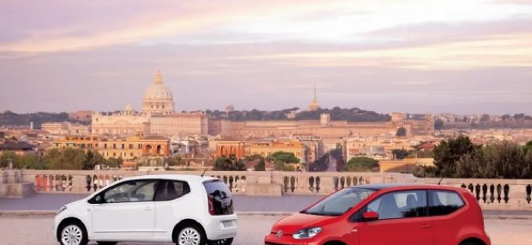 Volkswagen up!: nuove foto, dettagli tecnici e prezzi italiani