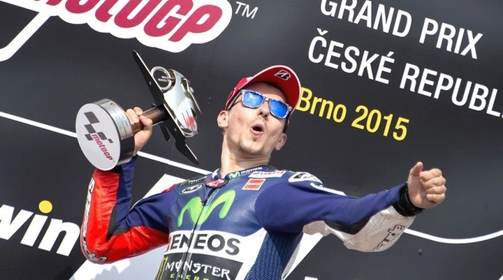 MotoGP: Lorenzo, missione compiuta. Rossi, o il miracolo o la resa!