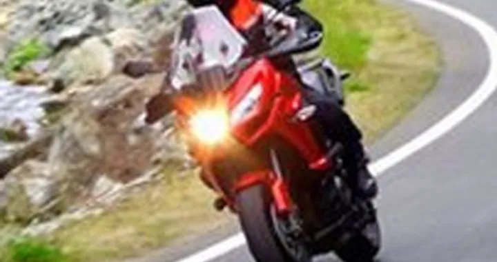 Kawasaki Versys 1000 ABS MY 2015: nuove foto spia