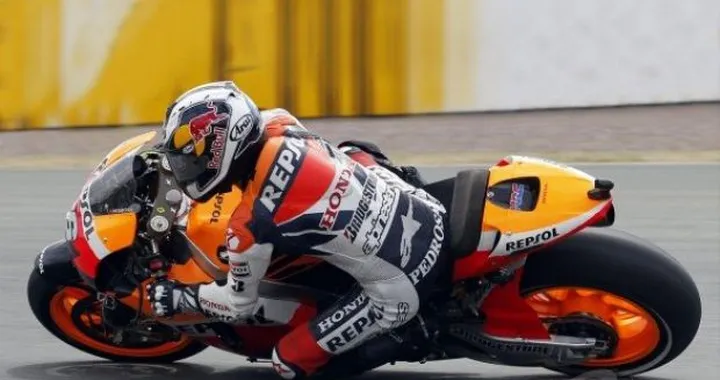 MotoGP a Brno: "Camomillo" Pedrosa secondo, Dovi di nuovo out!