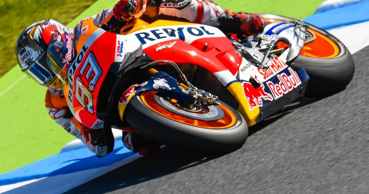 Motegi MotoGP, a "super" Marquez gara e titolo mondiale. Rossi e Lorenzo a terra. Dovizioso gran secondo