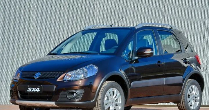 Suzuki Sx4: arrivano gli allestimenti Evolution ed Evolution+