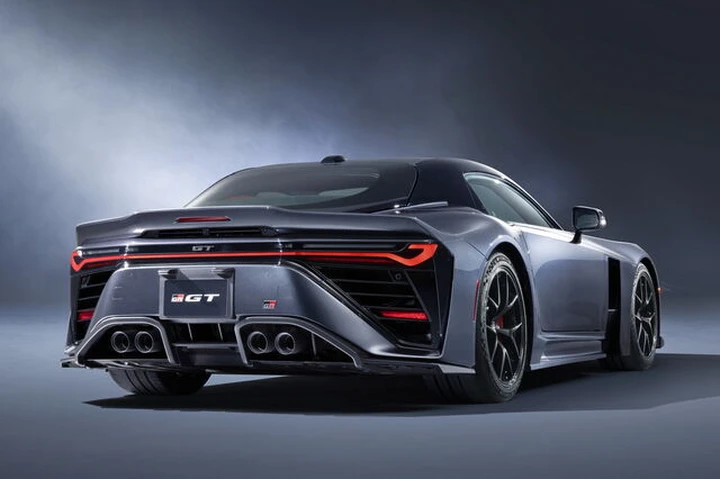 Toyota GR GT costerà molto cara e sarà disponibile per pochi
