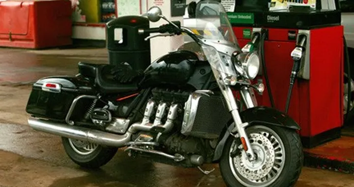 Foto spia della nuova Triumph Tourer