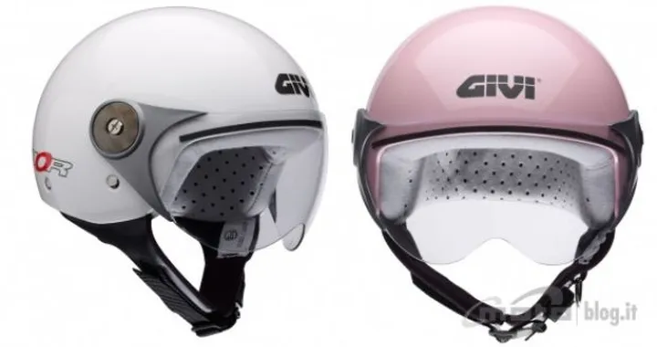Bambini in sella con il casco HPS Junior Givi