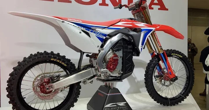 Honda: al Tokyo Motorcycles Show 2019 una CR elettrica