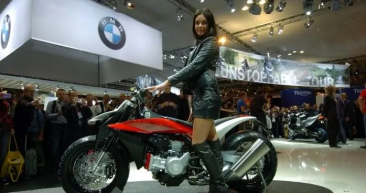 Husqvarna produrrà una moto stradale entro il 2012?