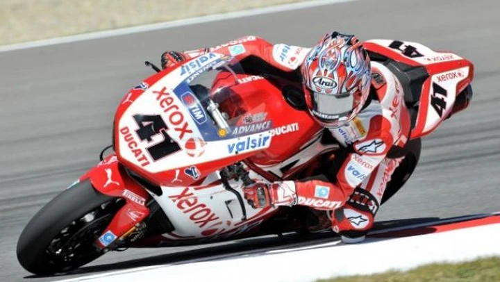 WSBK: Ducati Xerox verso Silverstone, Haga e Fabrizio a caccia di punti su un tracciato tutto nuovo