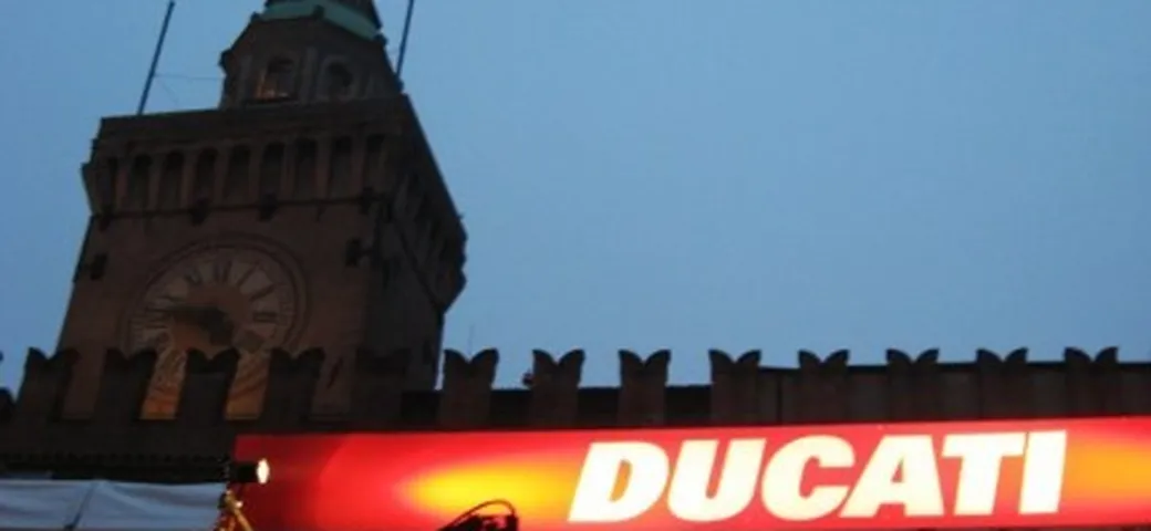 Ducati ha festeggiato i suoi campioni in Piazza