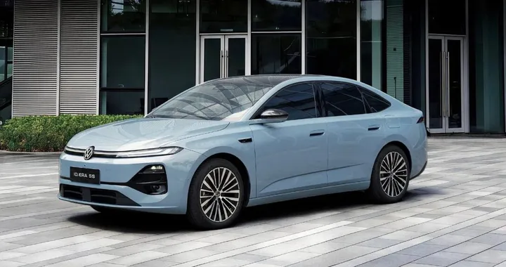 VW, la nuova berlina plug-in da 2.000 km di autonomia che costa come una citycar