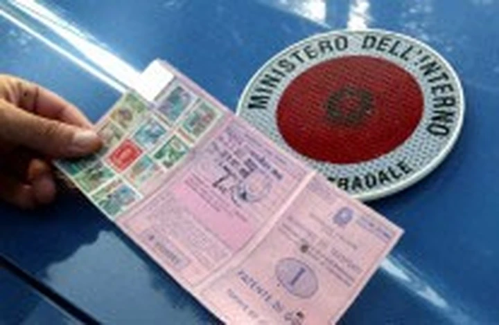 Record mondiale di punti persi dalla patente: - 56!