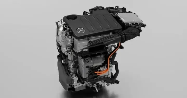 Mercedes CLA 2025: la rivoluzione elettrica e ibrida firmata dalla Stella a tre punte