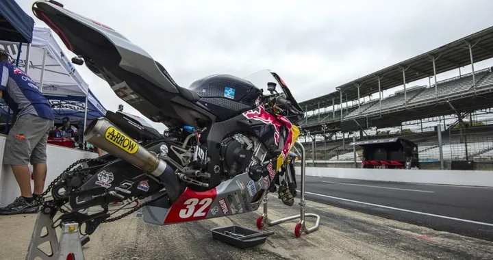 Arrow: kit competition per Yamaha YZF-R1/R1M