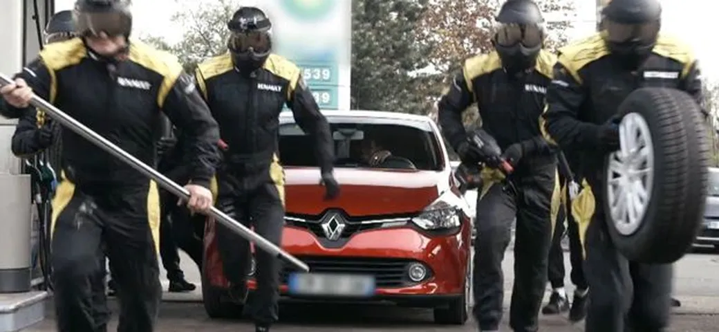 Renault pit stop: la candid camera in video