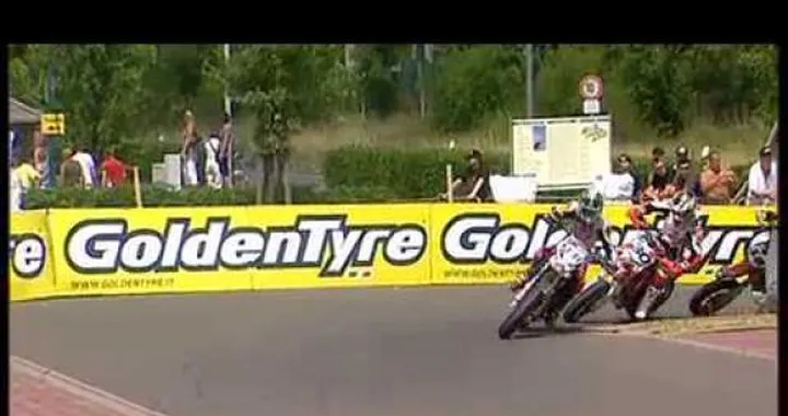 Supermoto: Thomas Chareyre (TM) domina a Sankt Wendel, secondo Ivan Lazzarini