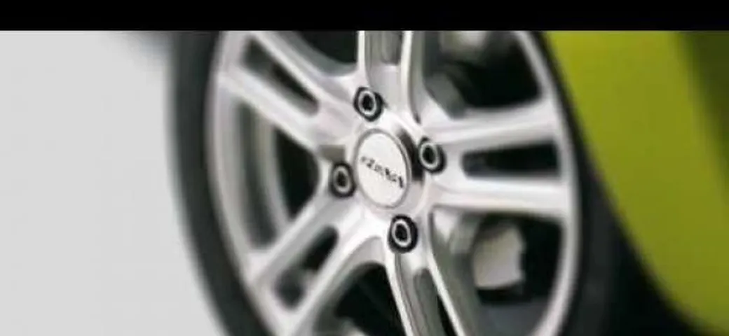Reva NXR: i video della nuova city car elettrica inglese