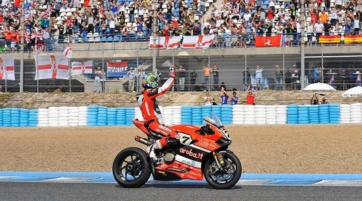 SBK Jerez: anche Gara-2 a Davies, Rea 'vede' il titolo