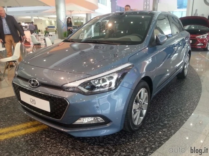 Hyundai i20: presentazione e immagini dal vivo