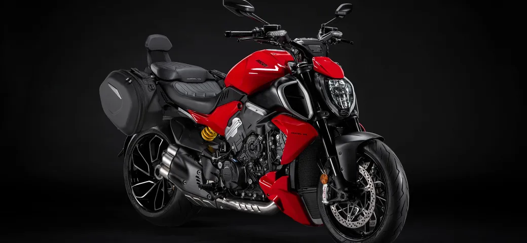 Ducati Diavel V4, arrivano gli accessori Performance