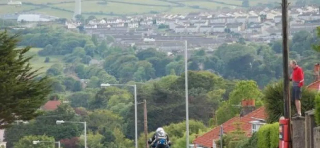 Foto del giorno: in picchiata verso Bray Hill